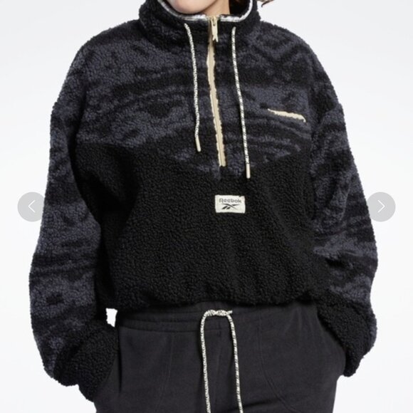 NEW Reebok Classics Winter Escape Teddy Bear Fleece Halfzip Jacket - Picture 3 of 12